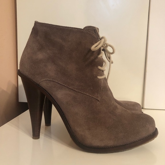 OPENING CEREMONY Grey Suede Lace up Ankle Boots Cone Wood Heel Y2K, 39 fits US 8 - Picture 7 of 10